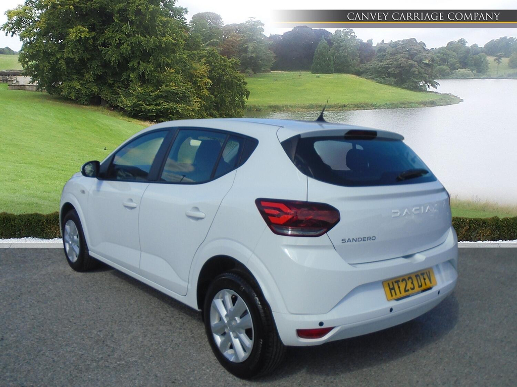 Dacia Sandero 1.0 Tce Expression Euro 6 Ss White #4