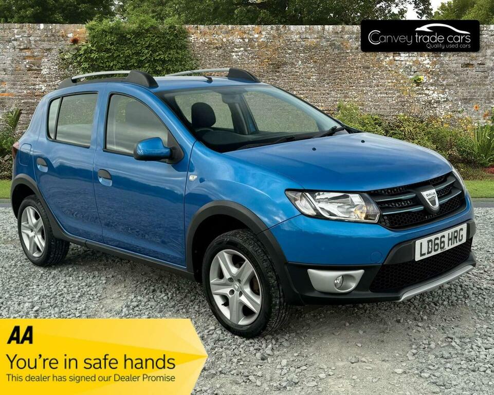 Dacia Sandero Stepway Hatchback 0.9 Tce Laureate Euro 6 Ss 2016 LD66HRG Blue