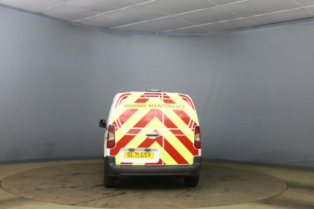 Citroen Berlingo 1.5L Enterprise M Pro White #4