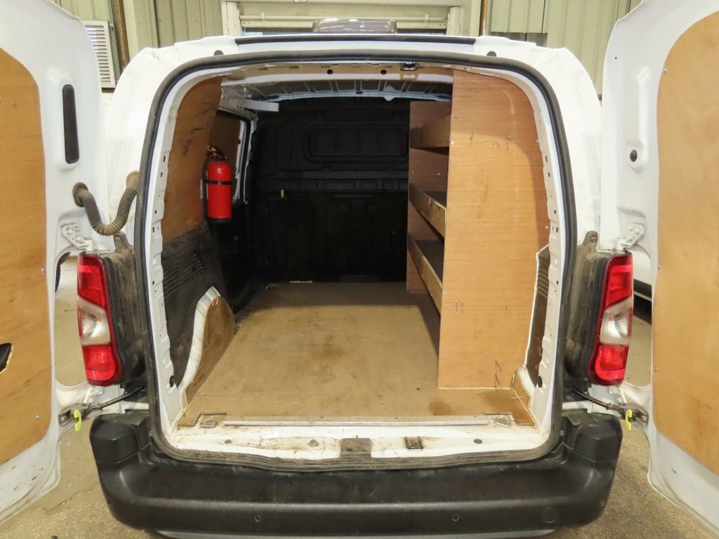 Citroen Berlingo 1.5L Enterprise M Pro White #3