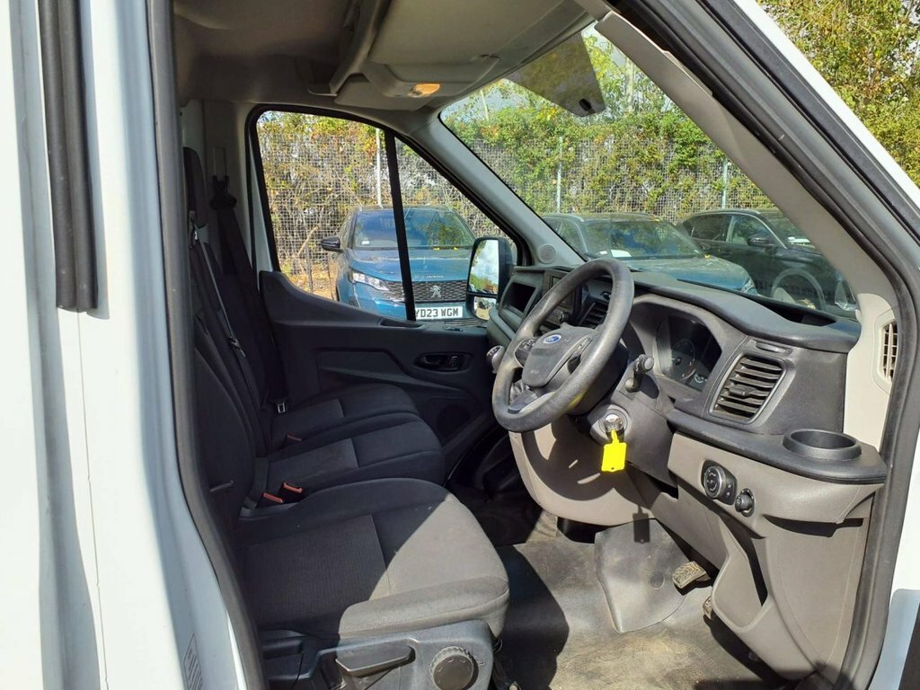 Ford Transit Custom 2L Leader HV22VSK White #6
