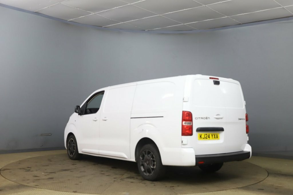 Citroen Dispatch 1.5L Driver Xl 6Dr White #4