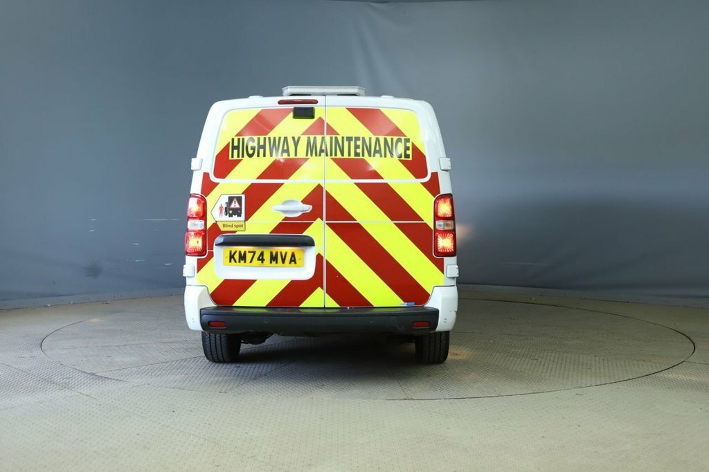 Citroen Dispatch 1.5L Driver Xl 6Dr White #4
