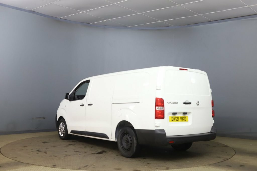 Vauxhall Vivaro 1.5L Dynamic 6Dr DV21VKD White #5