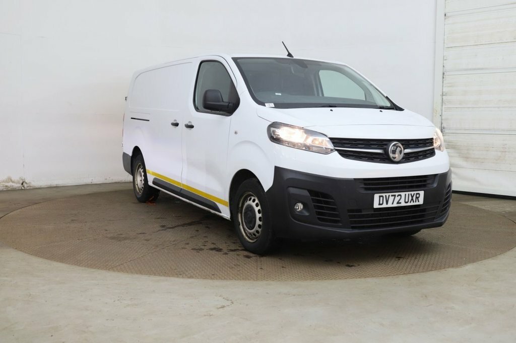 Vauxhall Vivaro 1.5L Dynamic 6Dr White