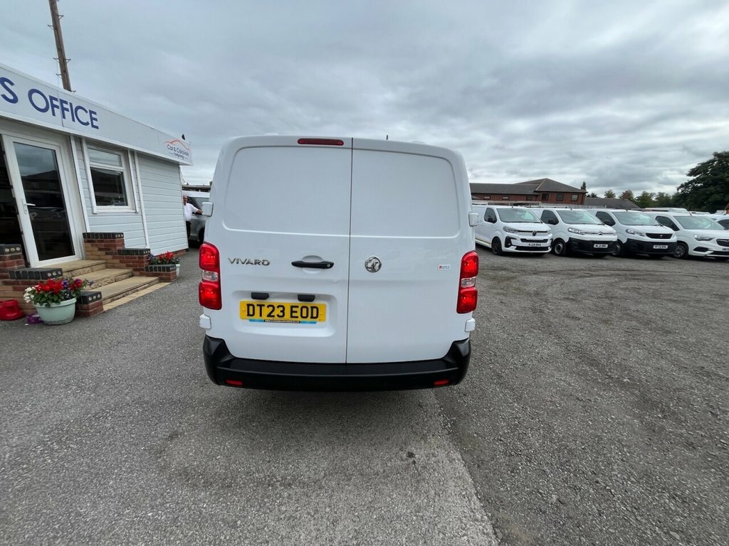 Vauxhall Vivaro 1.5L Prime 6Dr DT23EOD White #2