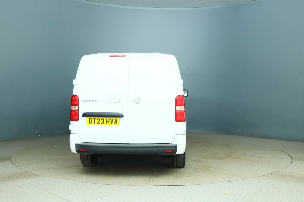 Vauxhall Vivaro 1.5L Pro 6Dr White #3