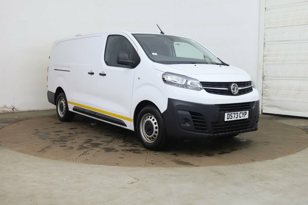 Vauxhall Vivaro 2L Prime 6Dr White