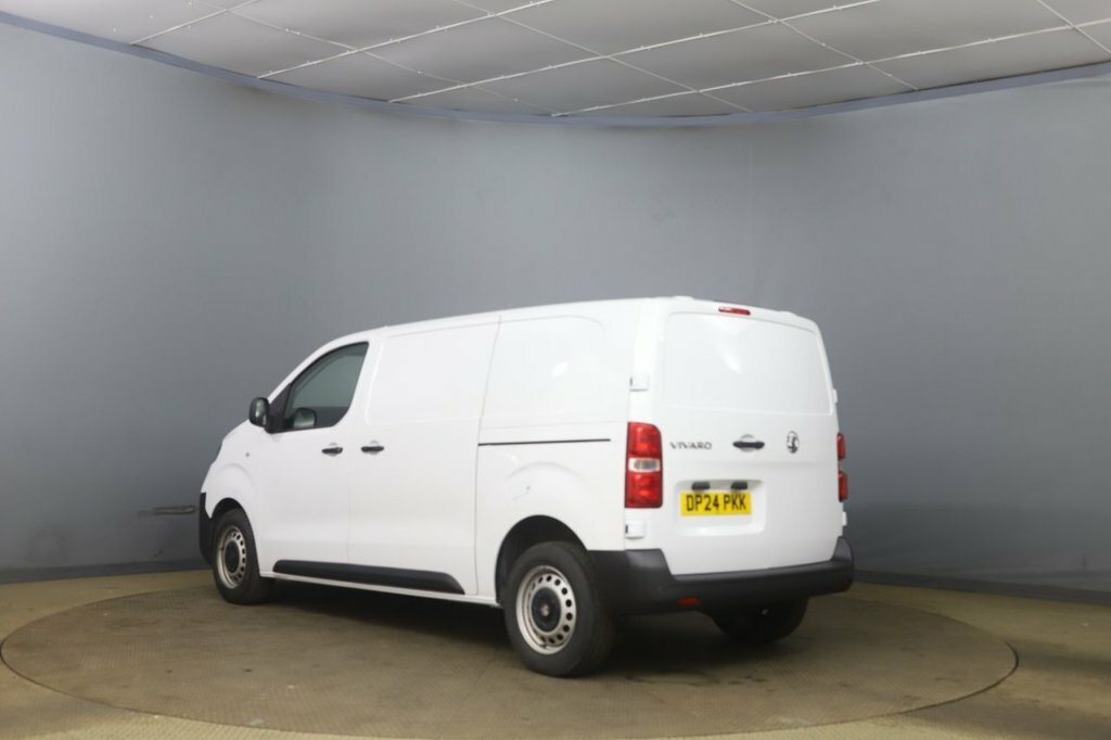 Vauxhall Vivaro 1.5L Prime 6Dr White #4