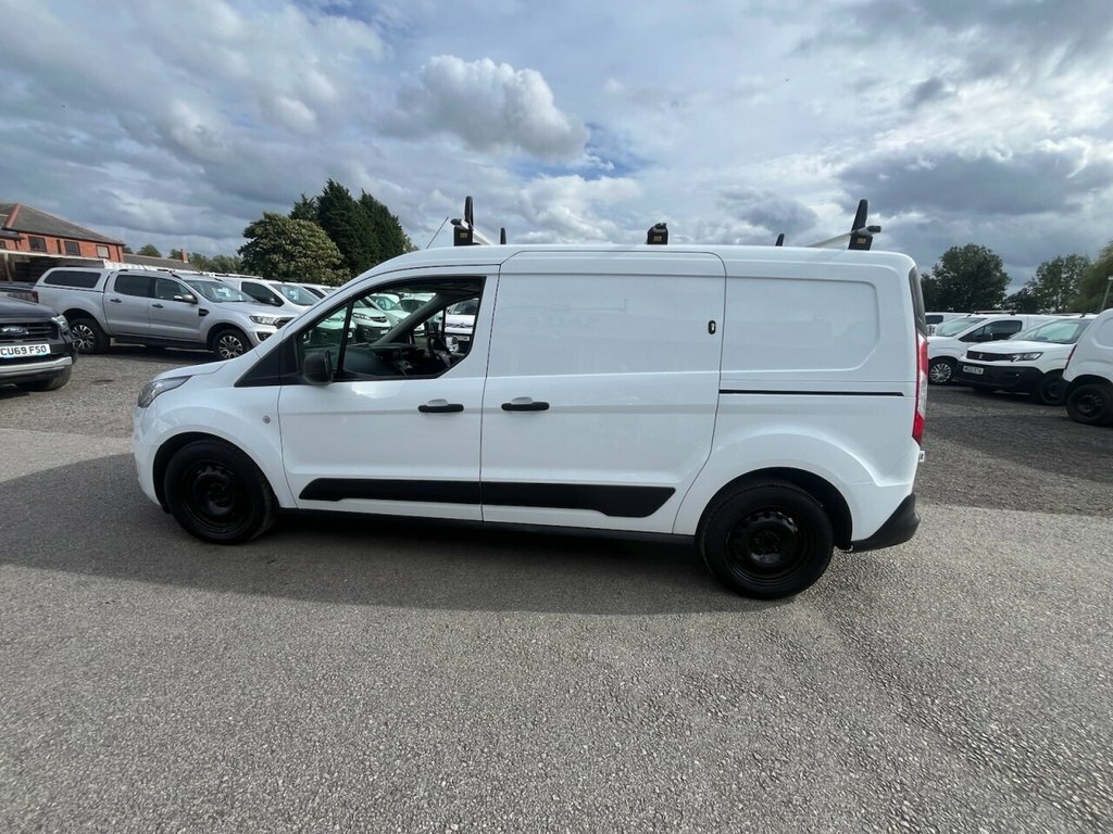 Ford Transit Connect 1L Trend White