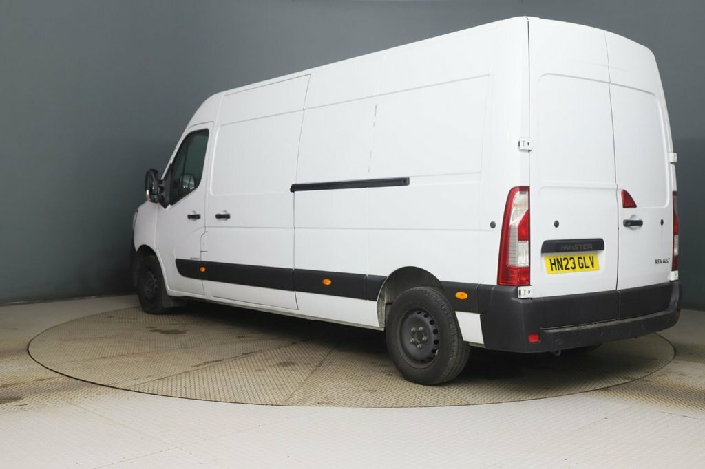 Renault Master 2.3L Business White #4