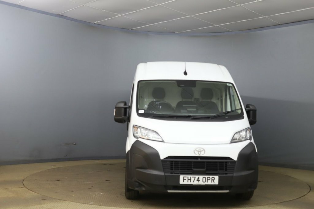 Toyota PROACE 2.2L Icon White #2