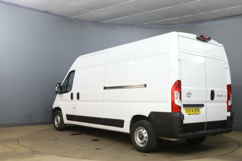 Toyota PROACE 2.2L Icon White #5