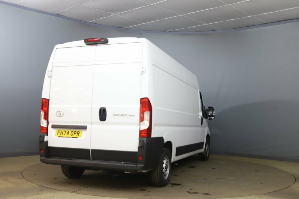 Toyota PROACE 2.2L Icon White #6