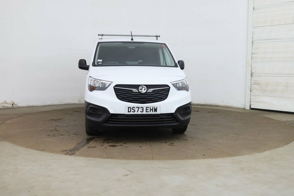 Vauxhall Combo 1.5L Prime White #2