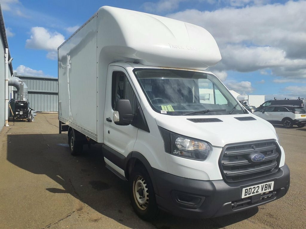 Ford Transit Custom 2L Leader White