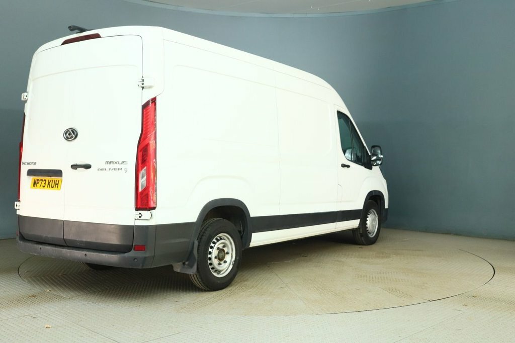 Maxus Deliver 9 2L Null White #6