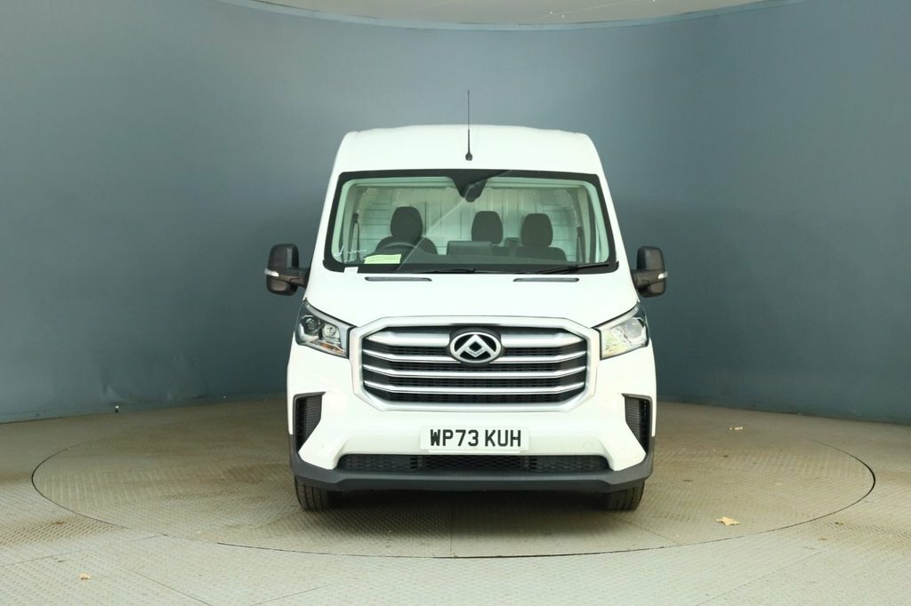 Maxus Deliver 9 2L Null White #2