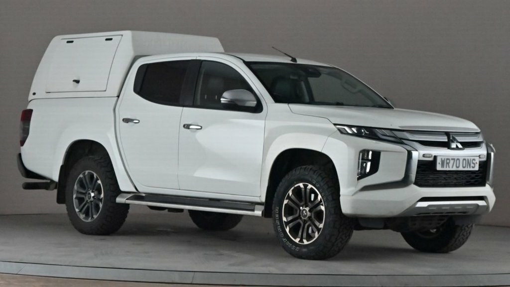 Mitsubishi L200 2.2L Dc Barbarian White