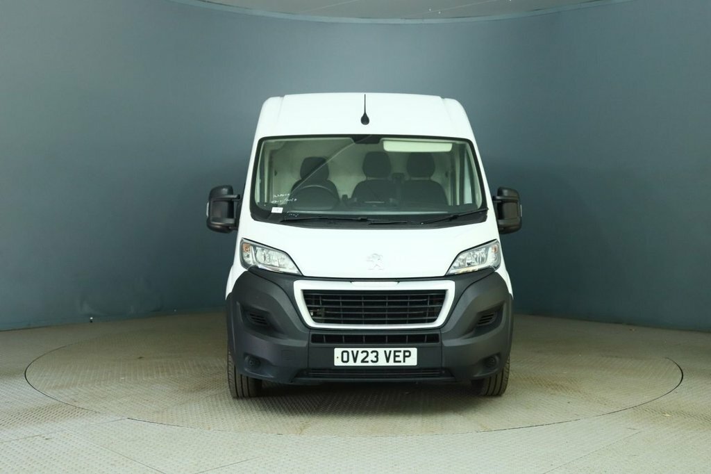 Peugeot Boxer 2.2L Professional Premium White #2