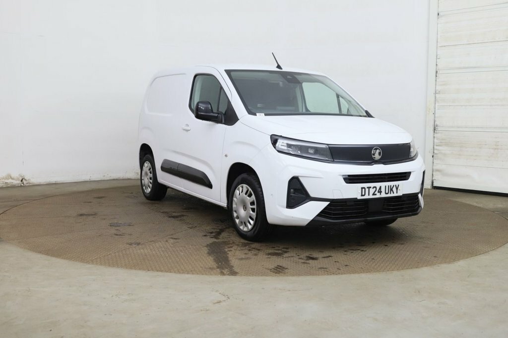 Vauxhall Combo 1.5L Pro White