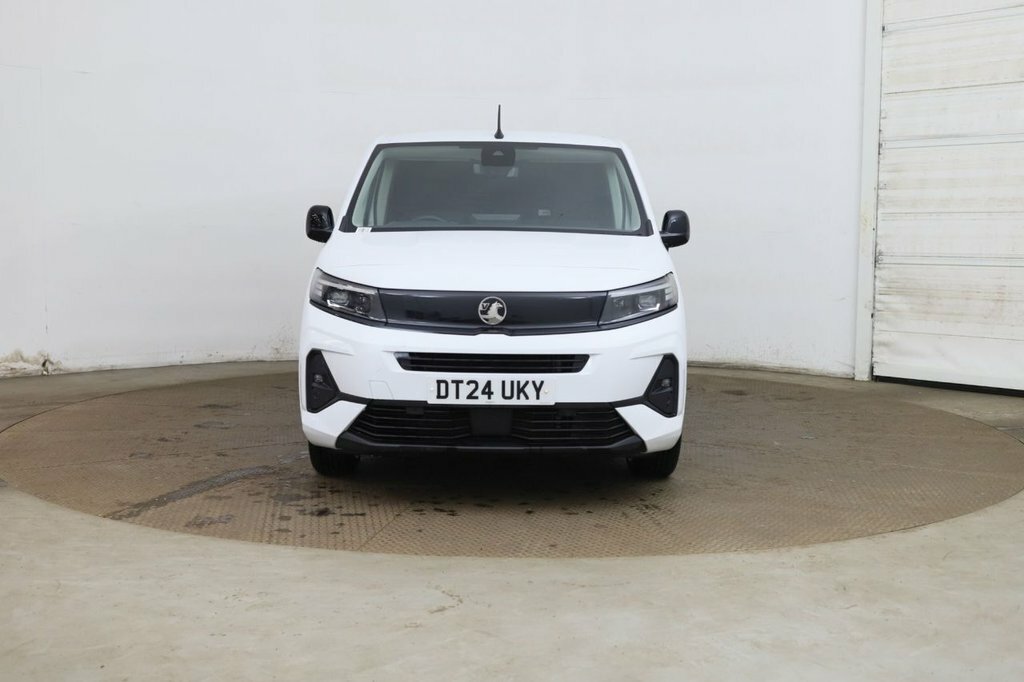 Vauxhall Combo 1.5L Pro White #2