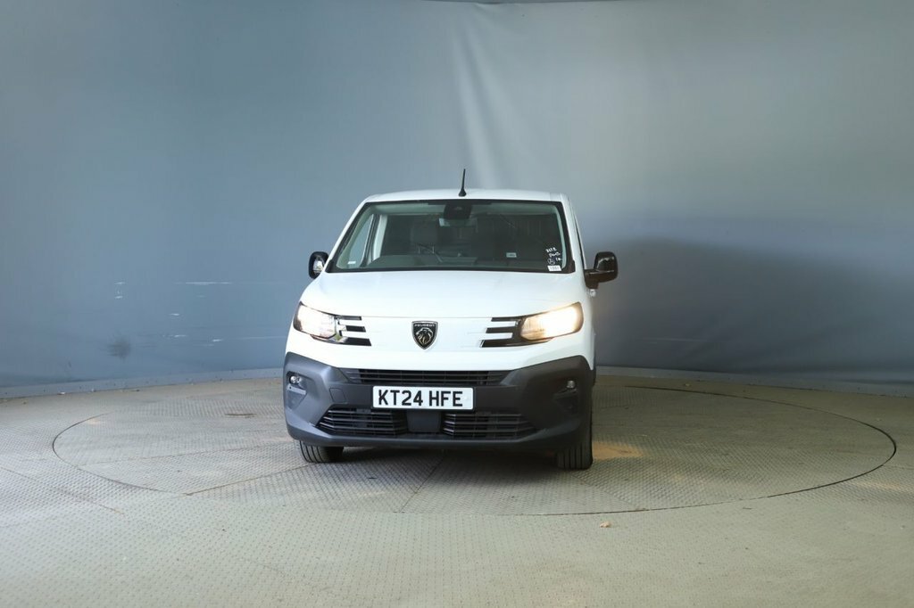 Peugeot Partner 1.5L Asphalt 6Dr White #2