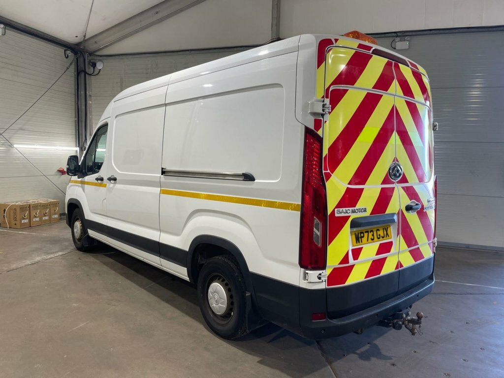 Maxus Deliver 9 2L Null White #3