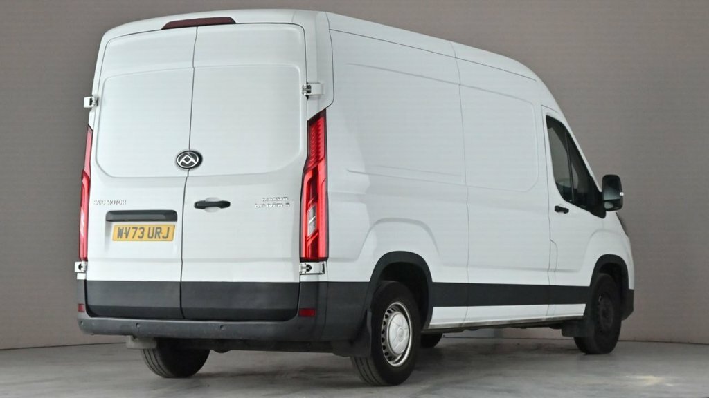 Maxus Deliver 9 2L Null White #4