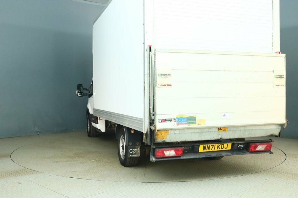Ford Transit Custom 2L Leader WN71KDJ White #5
