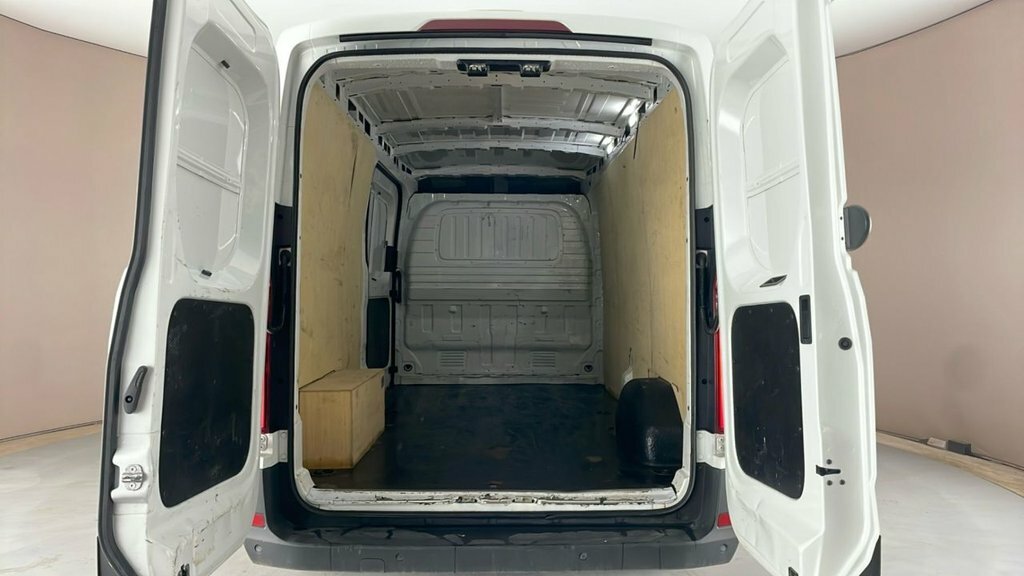 Maxus Deliver 9 2L Null White #5