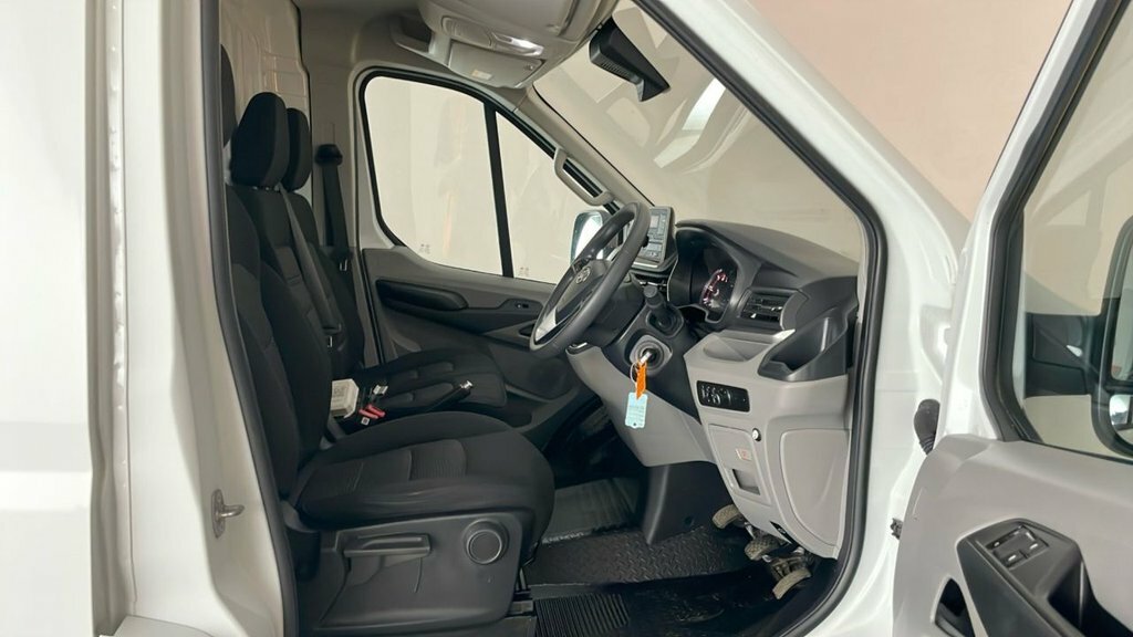 Maxus Deliver 9 2L Null White #6