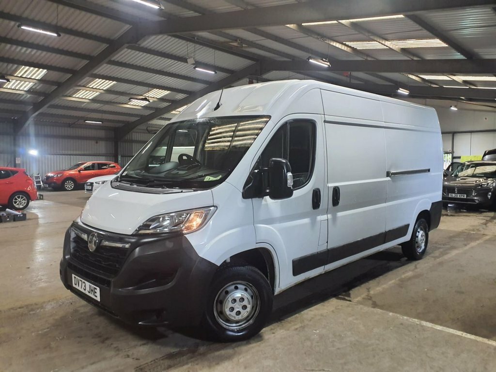 Vauxhall Movano 2.2L Prime White #2