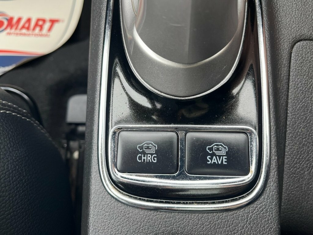 Mitsubishi Outlander Phev Gx 4H White #37
