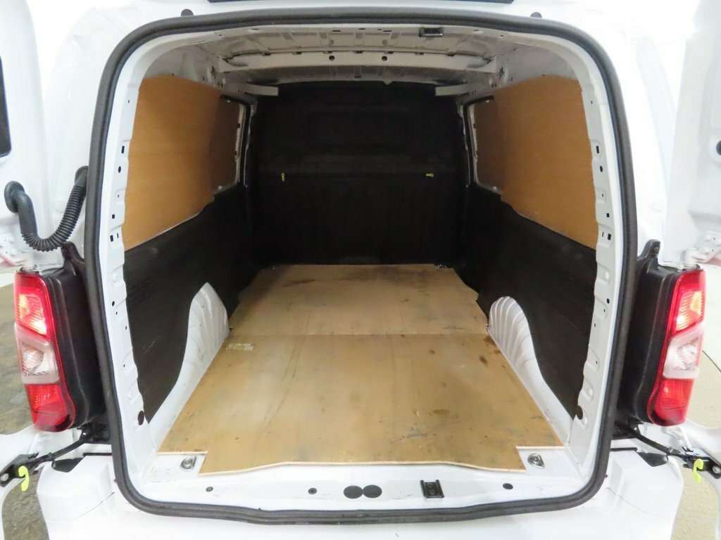 Peugeot Partner 1.5 Bluehdi 1000 Professional Standard Panel Van 5 Black #9