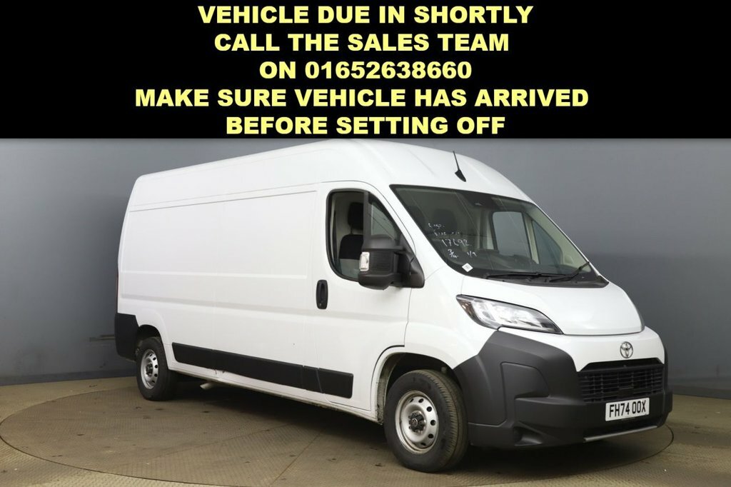Toyota PROACE 2.2L Icon White