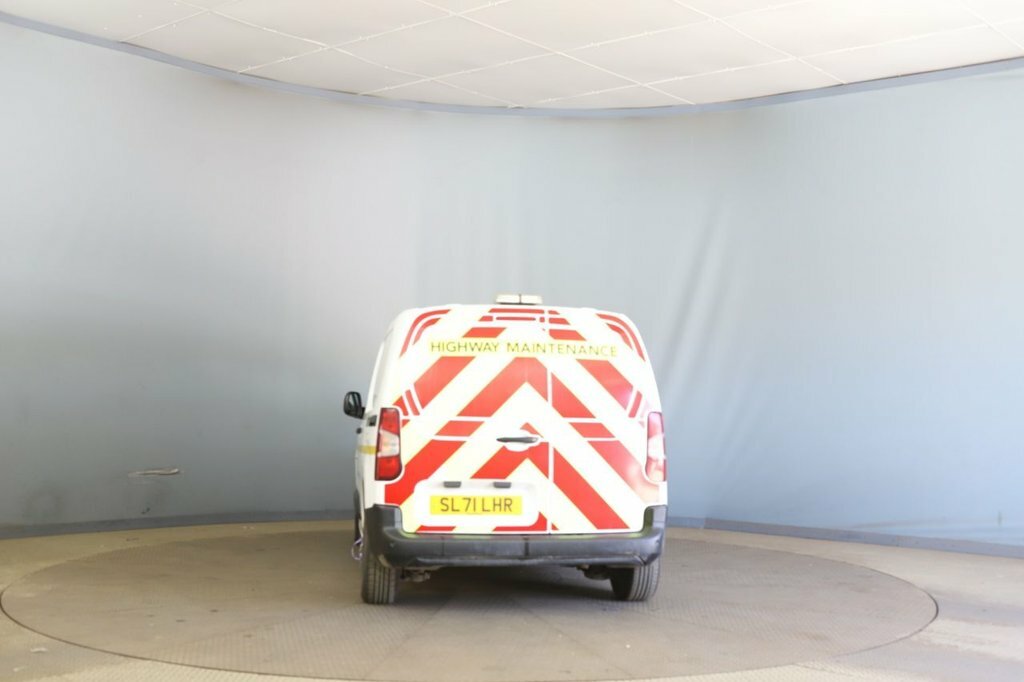 Citroen Berlingo 1.5L Enterprise M Pro White #3
