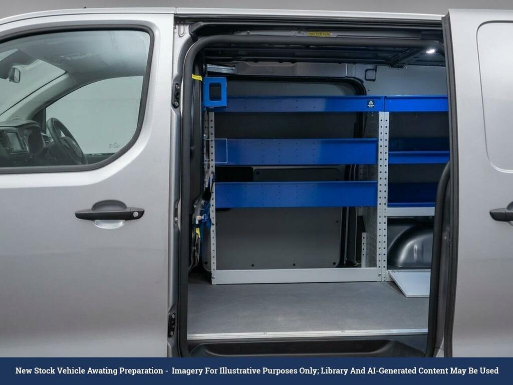 Vauxhall Vivaro 3100 75Kwh Dynamic Panel Van 6Dr L1 BT72VFN Grey #4