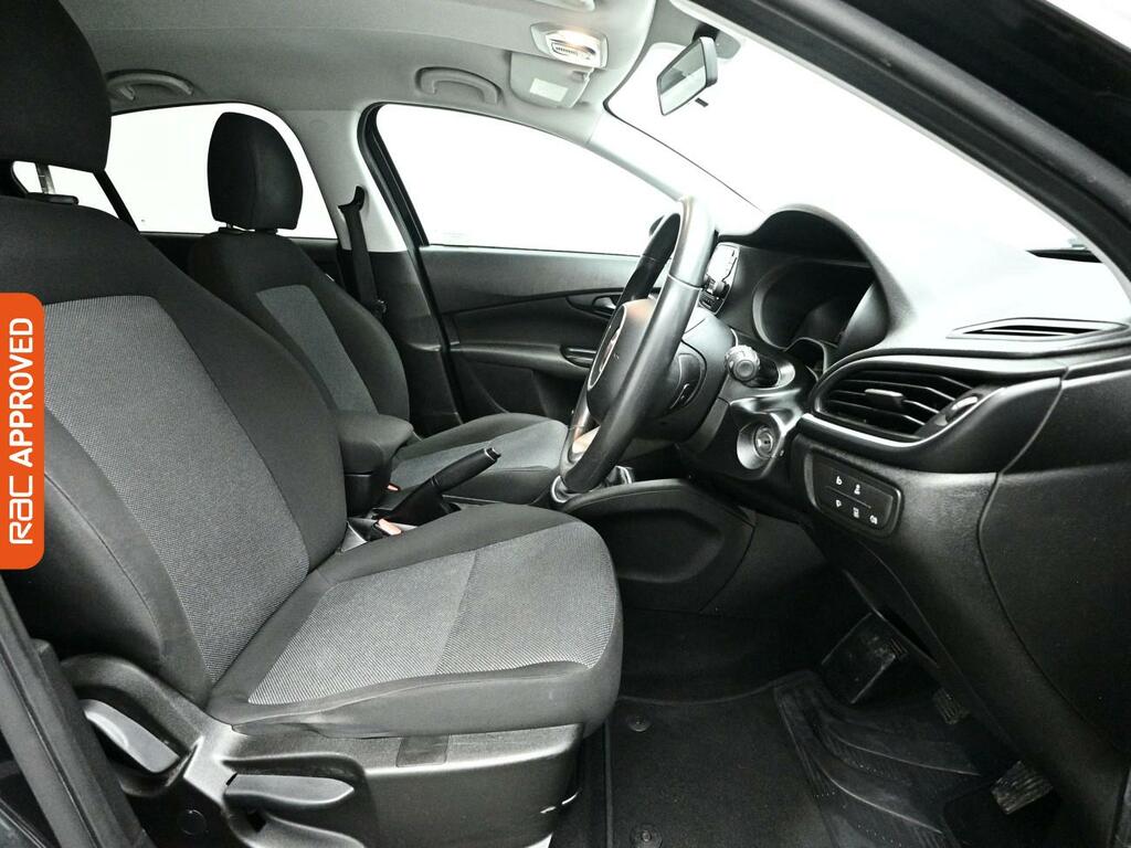 Fiat Tipo Easy White #9