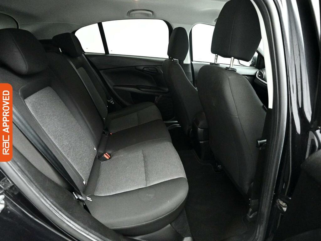 Fiat Tipo Easy White #10