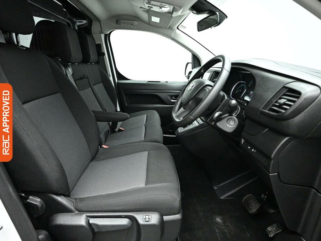 Toyota PROACE 75Kwh Icon Medium Panel Van 6Dr Mwb White #2