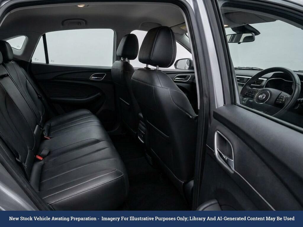 MG MG5 61.1Kwh Exclusive Long Range Estate A Silver #4