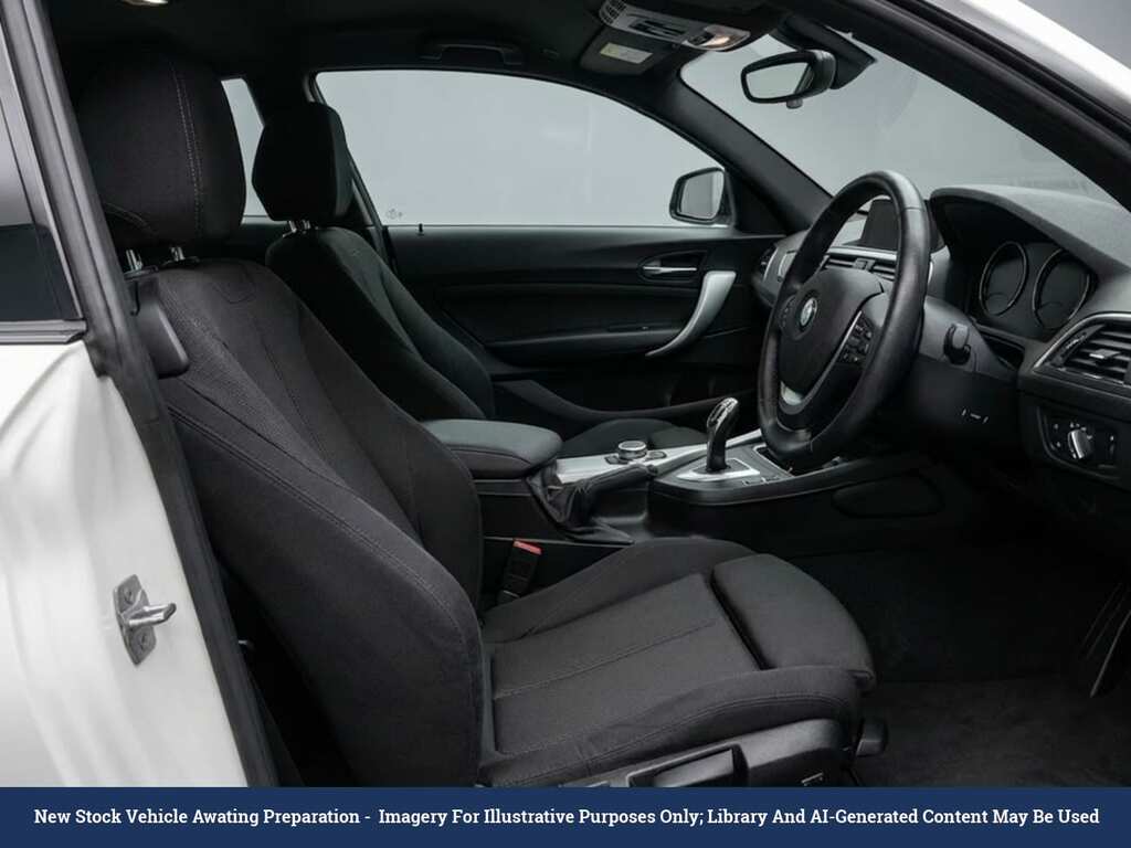 BMW 2 Series 1.5 218I Gpf Sport Convertible Eur White
