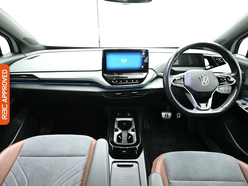Volkswagen ID.4 Pro Performance 77Kwh 1St Edition Suv White #2