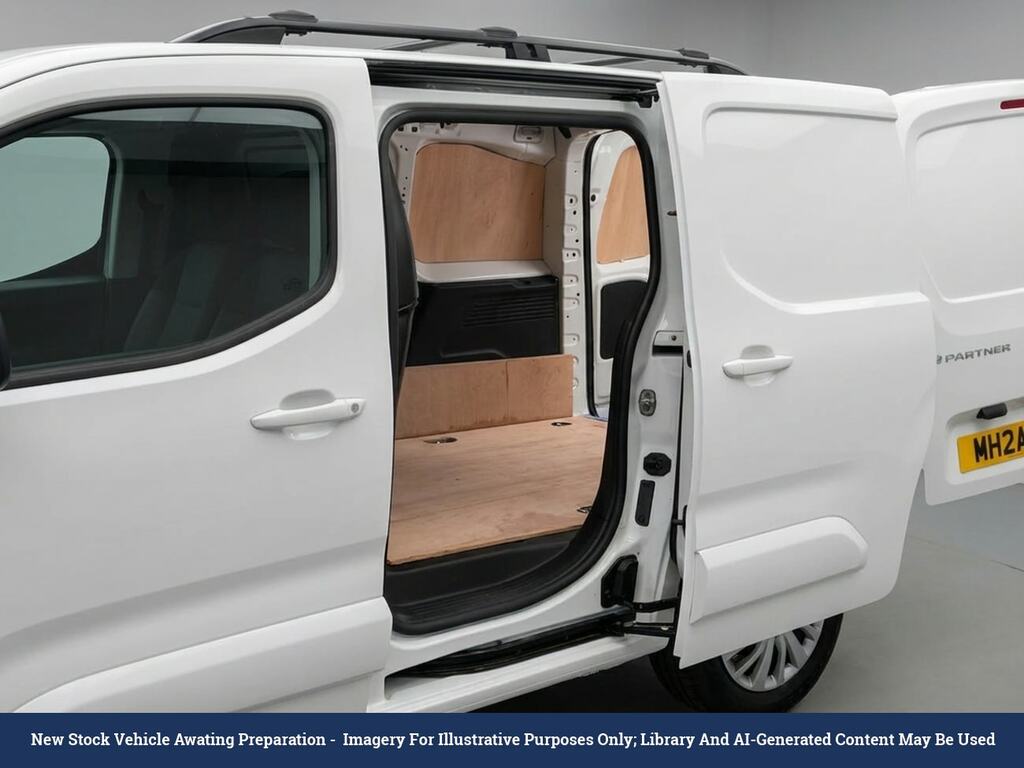 Peugeot E-Partner 800 50Kwh Asphalt Premium Standard Panel Van White #4