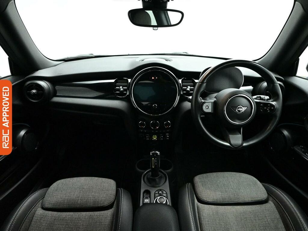Mini Electric Cooper Se 32.6Kwh Level 2 Hatchback A Black #2