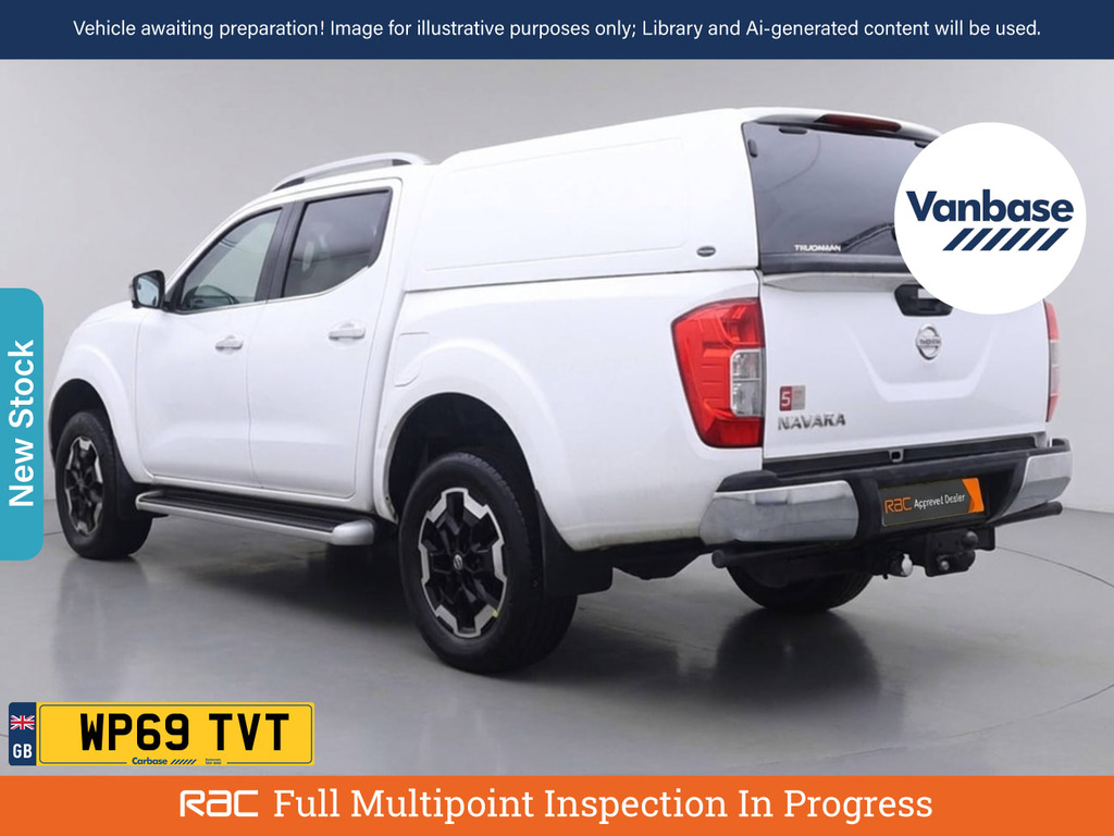 Nissan Navara 2.3 Dci Tekna Pickup Double Cab White #2