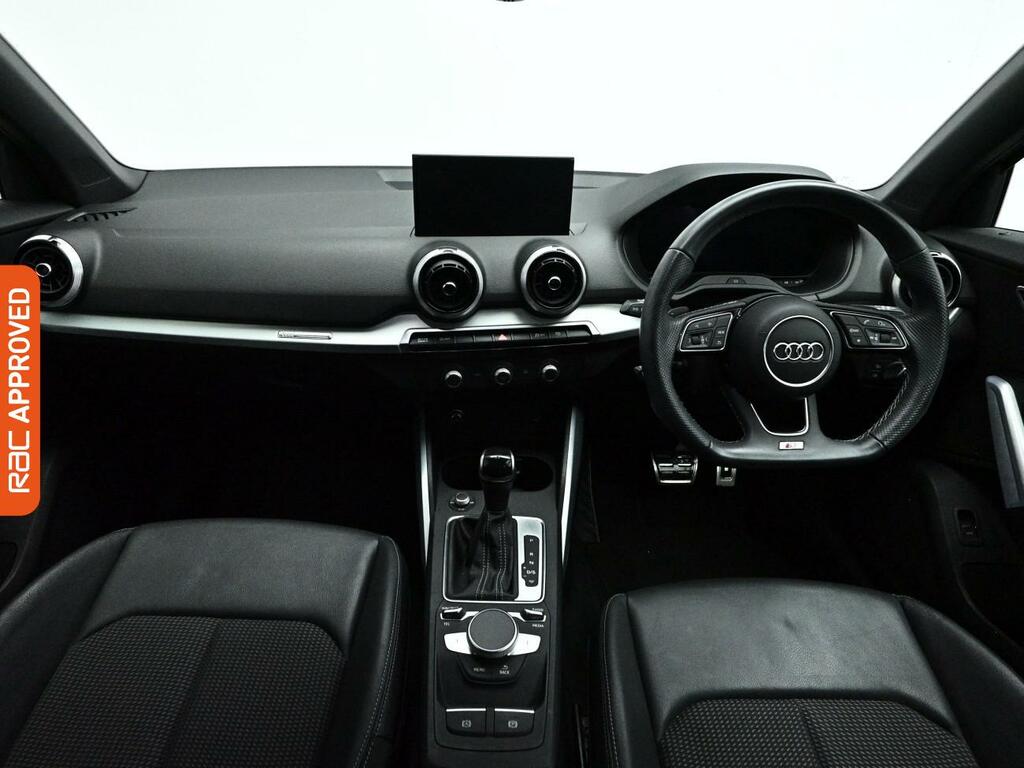 Audi Q2 1.5 Tfsi Cod 35 Black Edition Suv S Tro WB21NUJ Blue #2