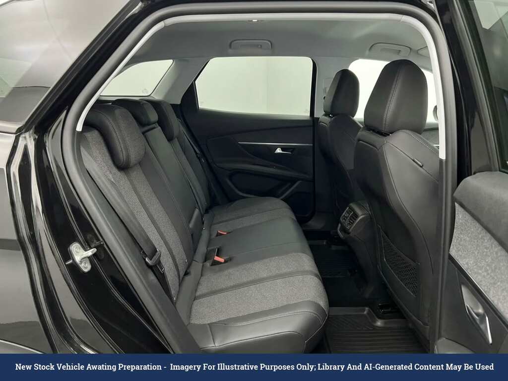 Peugeot 3008 1.2 Puretech Allure Suv Euro 6 Black #4