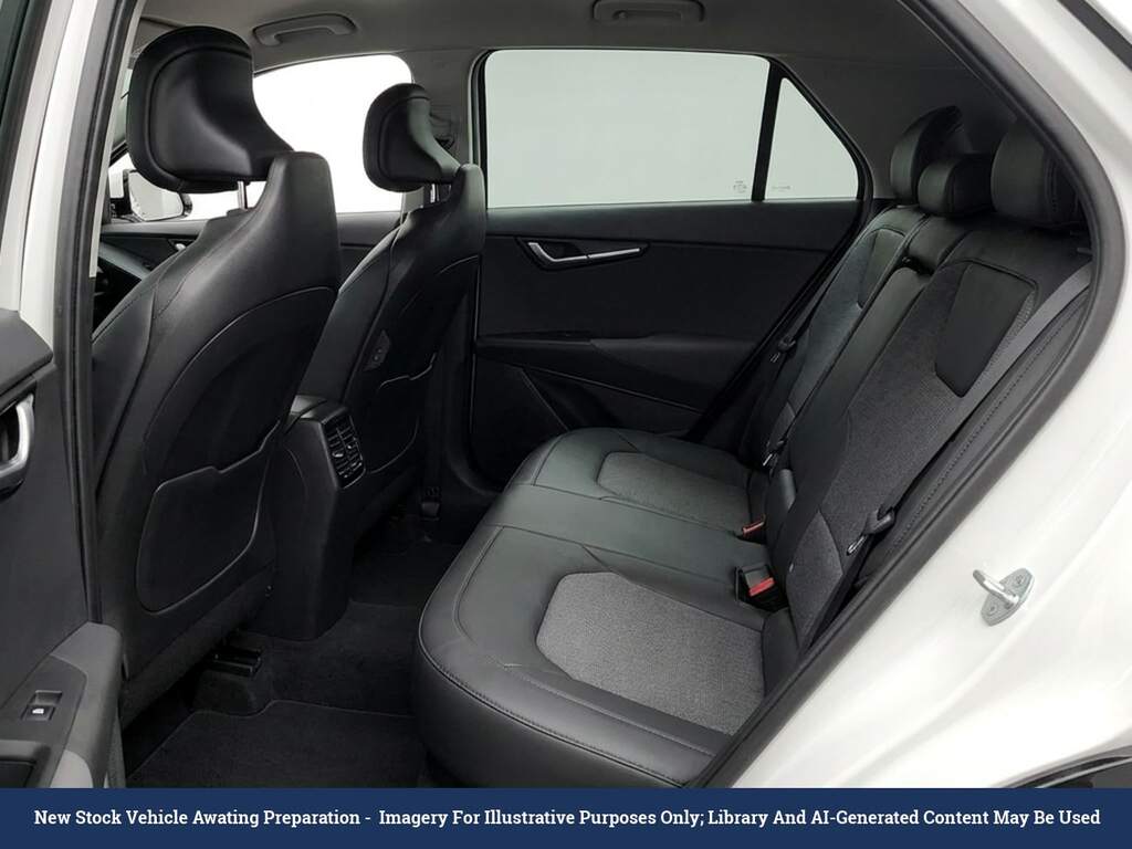 Kia Niro 1.6H Gdi 3 Suv Hybrid Dct Euro 6 Ss White #4